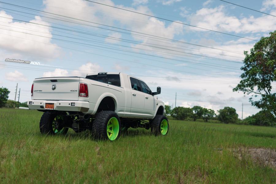  Dodge Ram 2500HD on ADV.1 Wheels (ADV08TruckSpecSL) 2015 года  (фото 21 из 25)